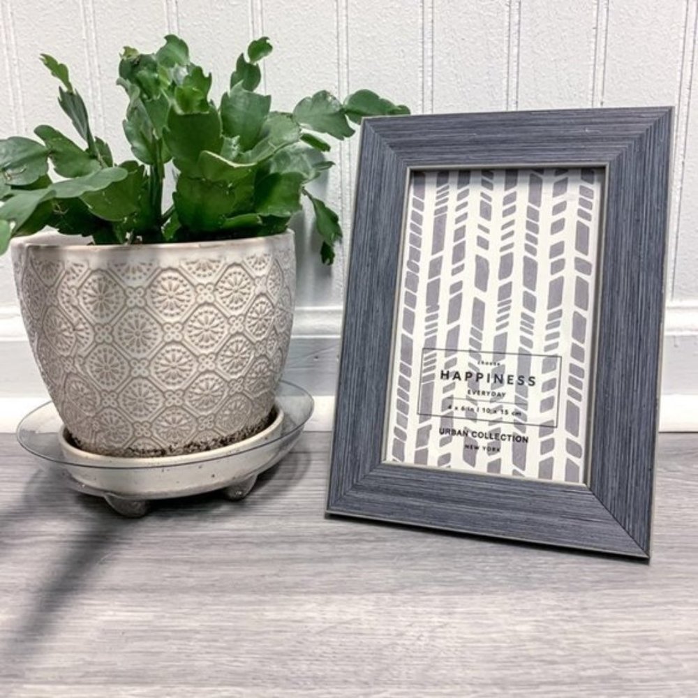 4” x 6” Grey Wood Picture Frame